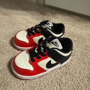 Nike Kids Black and Red Sneakers